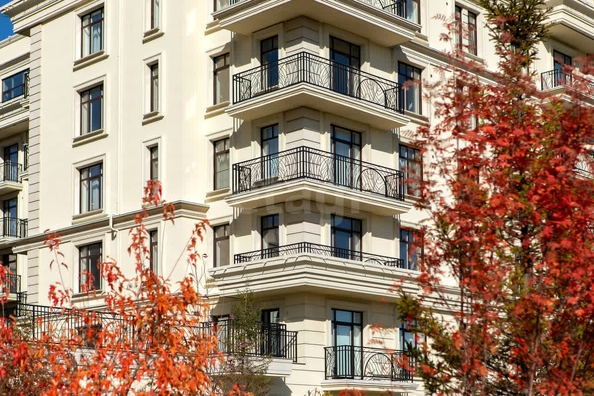 
  Продается 4-комн. квартира 162.05 м², в ЖК Жуковка. Фото 9.