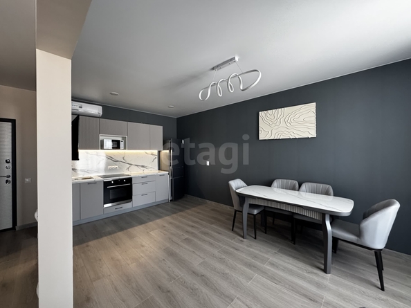
  Продается 1-комн. квартира 35 м², в ЖК Азимут, дом 1. Фото 2.