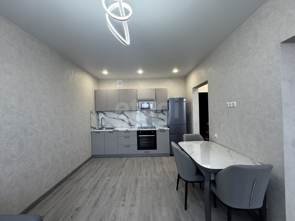 
  Продается 1-комн. квартира 35 м², в ЖК Азимут, дом 2. Фото 1.