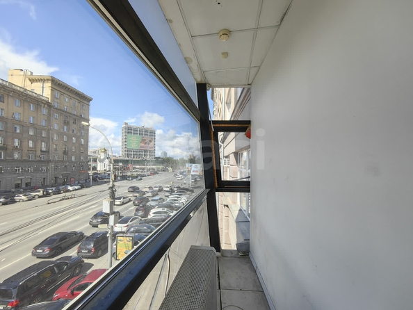 
  Сдается офис 378.3 м². Фото 2.