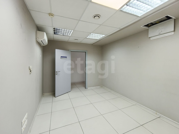 
  Сдается офис 378.3 м². Фото 16.