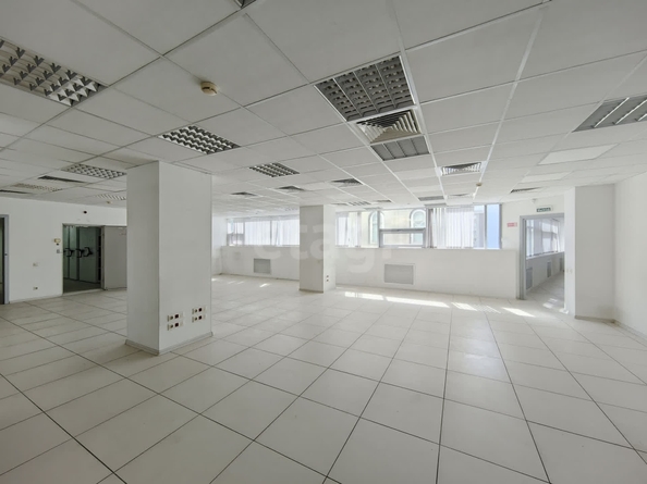 
  Сдается офис 378.3 м². Фото 22.