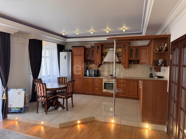 
  Сдается 3-комн. квартира 120 м². Фото 9.