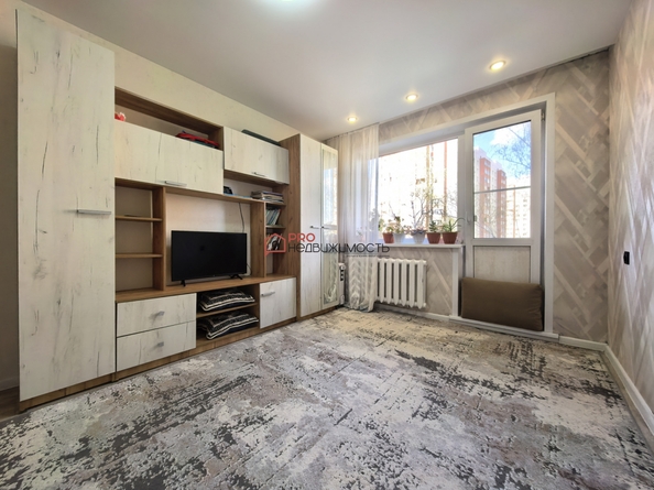 
  Продается 3-комн. квартира 59.9 м². Фото 1.