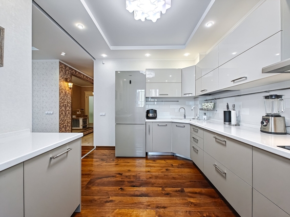 
  Продам 3-комн. квартиру 107 м². Фото 42.