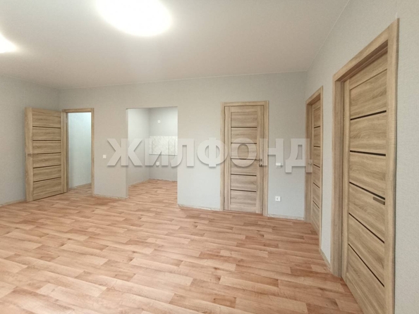 
  Продается 3-комн. квартира 56.9 м². Фото 1.