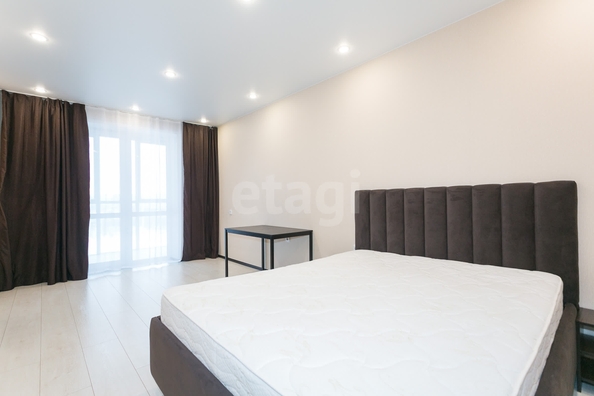 
  Продается 2-комн. квартира 65.5 м², в ЖК Радужный каскад, б/с 19. Фото 1.