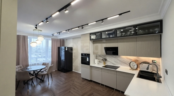 
  Продается 2-комн. квартира 57.5 м², в ЖК Тайгинский парк, дом 2. Фото 3.