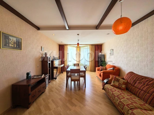
  Продается 4-комн. квартира 130.3 м². Фото 1.