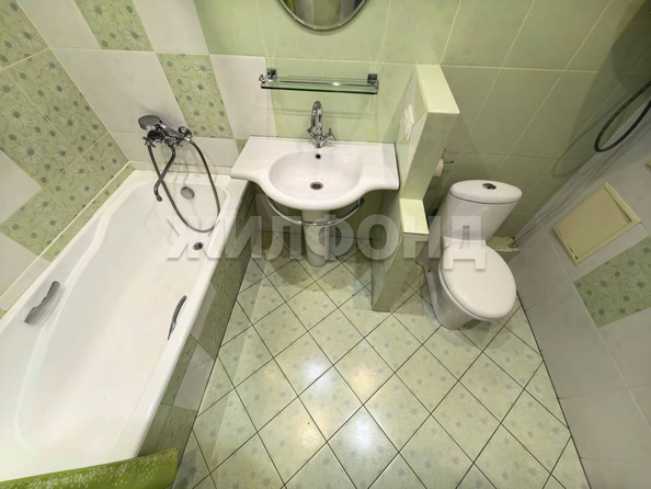 
  Продается 4-комн. квартира 130.3 м². Фото 38.