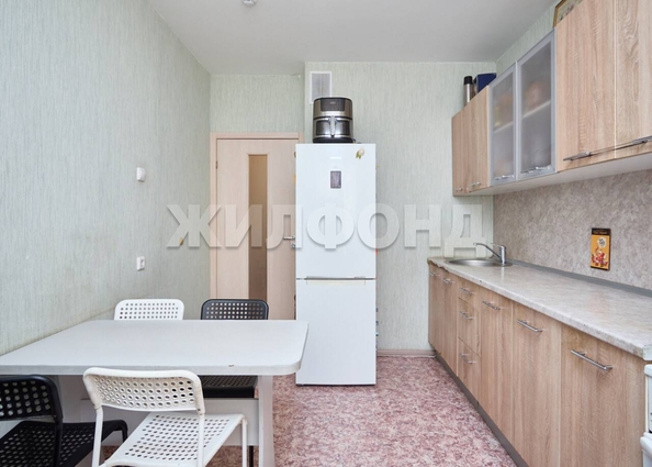 
  Продается 2-комн. квартира 60 м², в ЖК Аквамарин, дом 3/1. Фото 2.