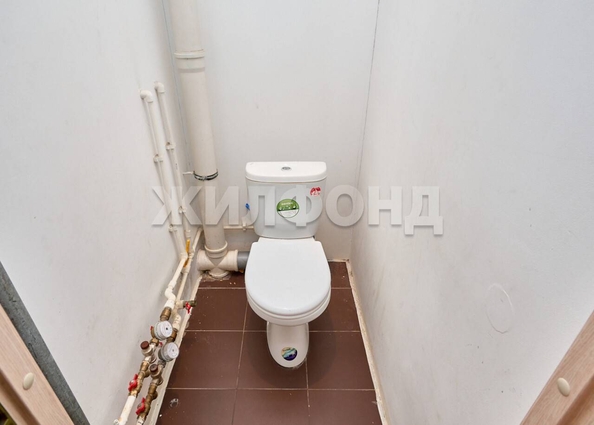 
  Продается 2-комн. квартира 60 м², в ЖК Аквамарин, дом 3/1. Фото 11.