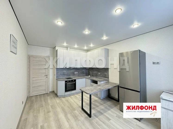 
  Сдается 2-комн. квартира 42 м². Фото 1.