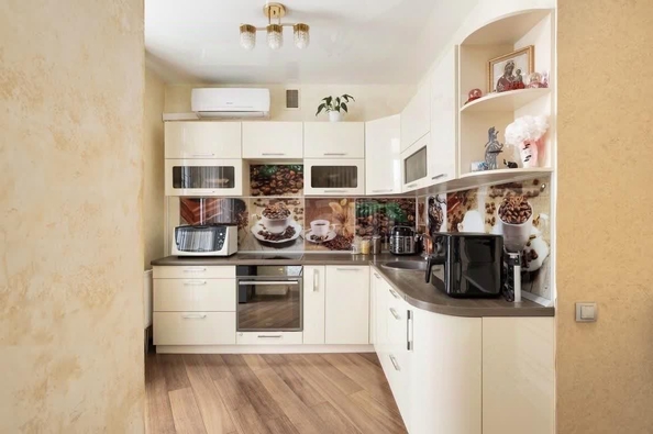 
  Продается 2-комн. квартира 70 м². Фото 2.