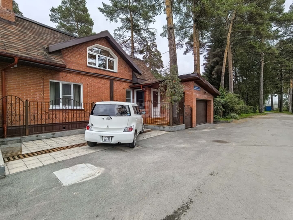 
  Продается 4-комн. квартира 155.9 м². Фото 2.