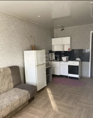 
  Продается 2-комн. квартира 41 м², в МКР Олимпийской славы, дом 2. Фото 3.
