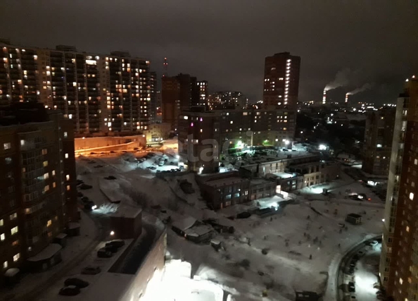 
  Продается студия 32 м², в ЖК Радужный каскад, б/с 19. Фото 12.
