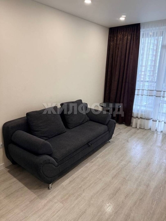 
  Сдается 1-комн. квартира 39 м². Фото 1.