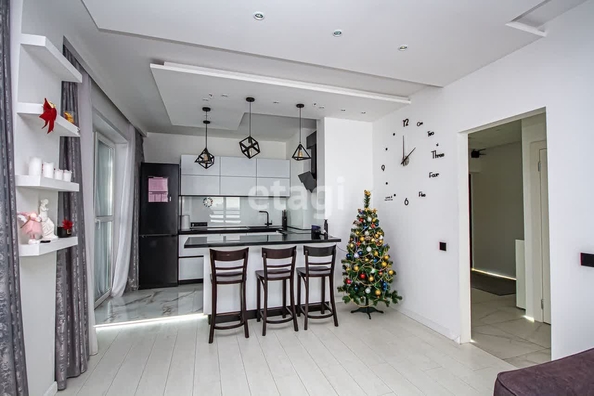 
  Продается апартамент 65 м², в АК Apartriver, апарт-отель. Фото 2.