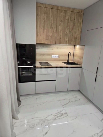 
  Продается 2-комн. квартира 58 м². Фото 1.
