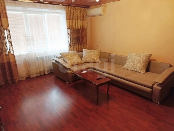 
  Продается 2-комн. квартира 64 м². Фото 1.