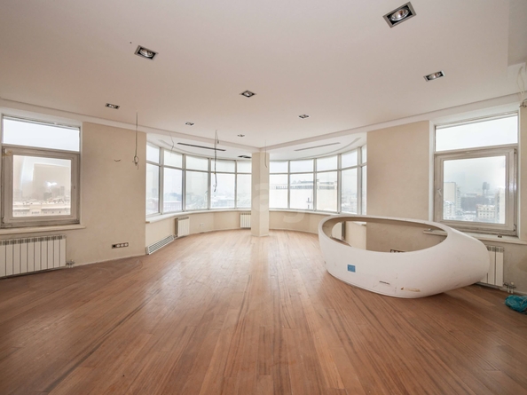 
  Продается 2-комн. квартира 176.8 м². Фото 3.