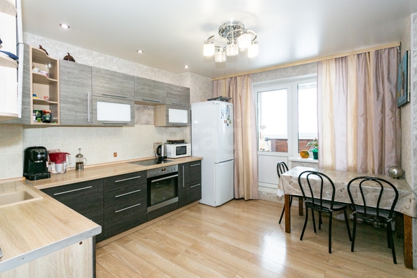 
  Продается 3-комн. квартира 70.3 м². Фото 1.