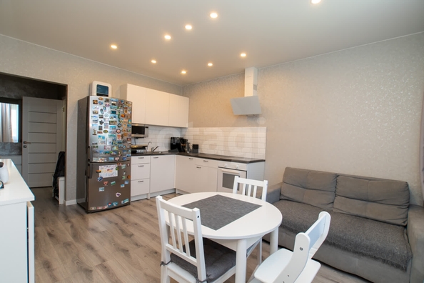 
  Продается 2-комн. квартира 39.3 м², в ЖК Фламинго, дом 15. Фото 2.