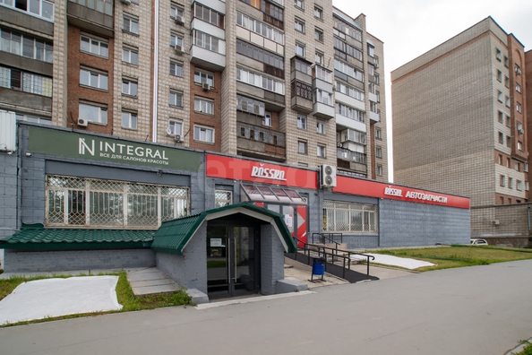 
  Продается торговая площадь 396 м². Фото 2.