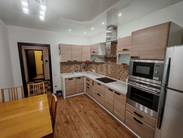 
  Продается 3-комн. квартира 90 м². Фото 1.