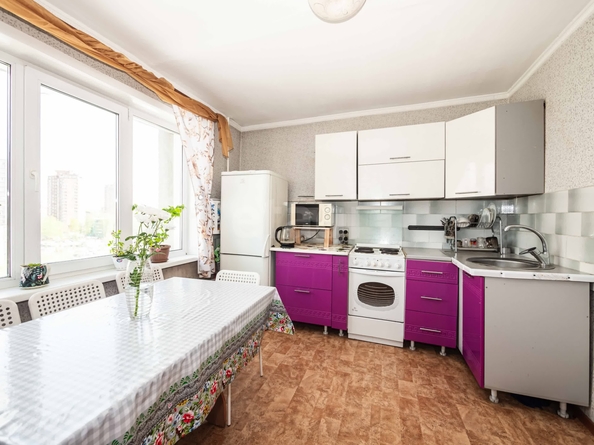 
  Продается 3-комн. квартира 77.4 м². Фото 1.