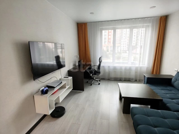 
  Продается 2-комн. квартира 57 м², в ЖК Огни сибири, дом 2. Фото 2.