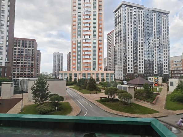 
  Продается 2-комн. квартира 57 м², в ЖК Огни сибири, дом 2. Фото 21.