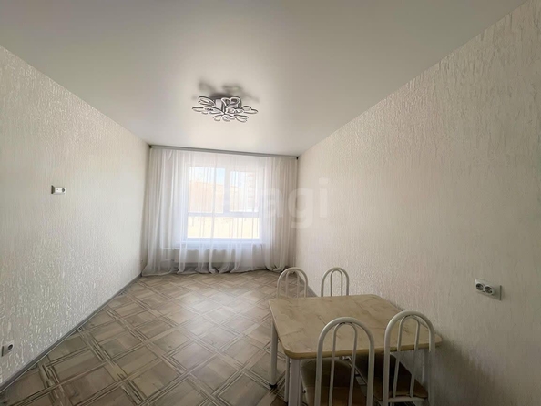 
  Продается 2-комн. квартира 37 м², в ЖК Азимут, дом 2. Фото 5.