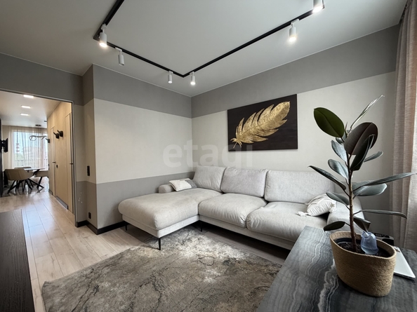 
  Продается 2-комн. квартира 48 м², в ЖК Дунаевский, дом 4. Фото 2.