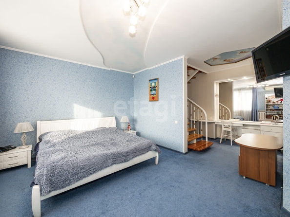 
  Продается 3-комн. квартира 120.8 м². Фото 1.