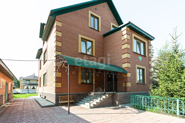 
  Продается дом 400 м². Фото 1.