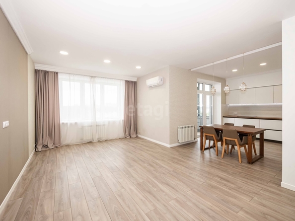 
  Продается 3-комн. квартира 97.6 м², в ЖК Марсель, 6 этап. Фото 7.