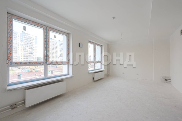 
  Продается 2-комн. квартира 50.2 м², в ЖК Аквамарин, дом 3. Фото 4.