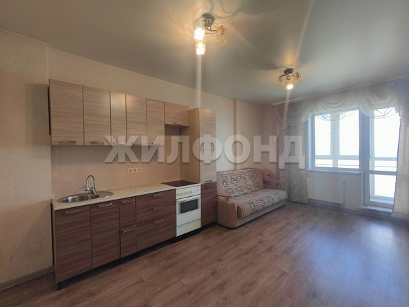 
  Продается 2-комн. квартира 40.5 м², в ЖК Тихий берег, дом 3. Фото 1.