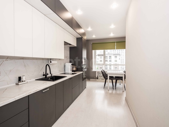 
  Продается 2-комн. квартира 77 м², в ЖК Красный проспект, дом 4. Фото 1.