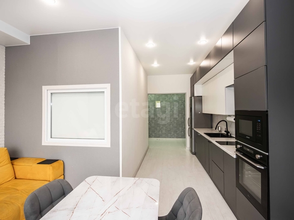 
  Продается 2-комн. квартира 77 м², в ЖК Красный проспект, дом 4. Фото 8.