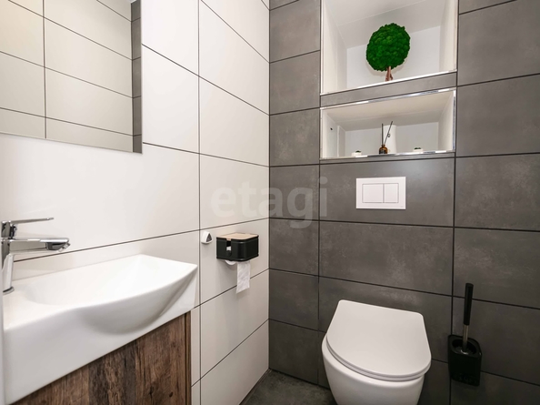 
  Продается 2-комн. квартира 77 м², в ЖК Красный проспект, дом 4. Фото 11.