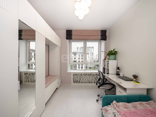 
  Продается 2-комн. квартира 77 м², в ЖК Красный проспект, дом 4. Фото 13.
