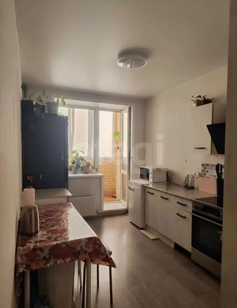 
  Продается 1-комн. квартира 37 м², в МКР Олимпийской славы, дом 2. Фото 7.