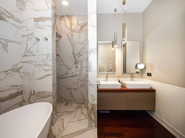 
  Продается 3-комн. квартира 150 м². Фото 19.