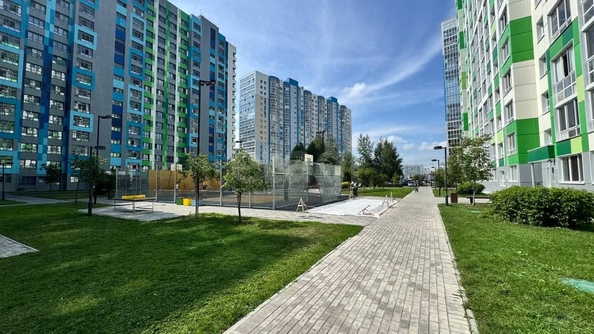 
  Продается 2-комн. квартира 46 м², в ЖК Акварельный 3.0, дом 1. Фото 5.