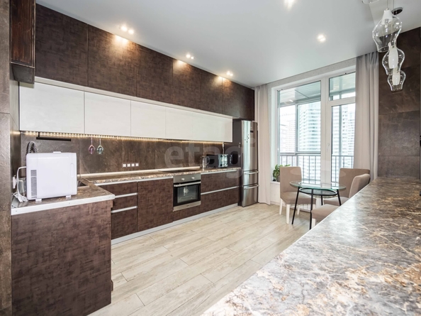 
  Продается 3-комн. квартира 100.8 м². Фото 1.