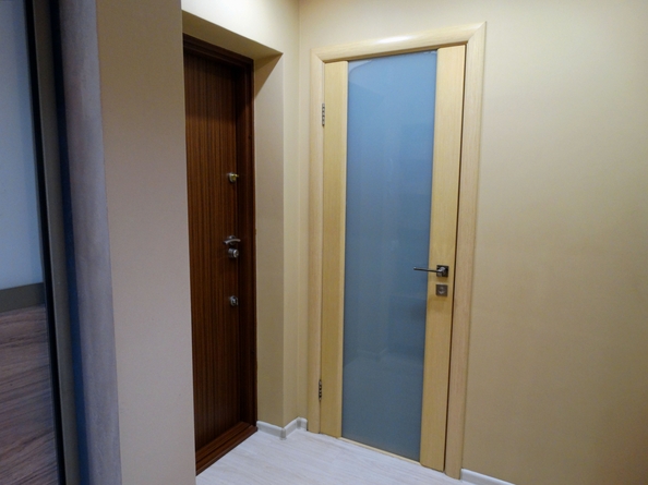 
  Продам 2-комн. квартиру 52.7 м². Фото 2.