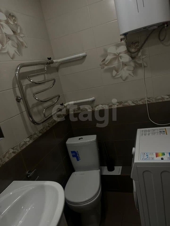 
  Продается 1-комн. квартира 37 м², в ЖК Азимут, дом 2. Фото 6.